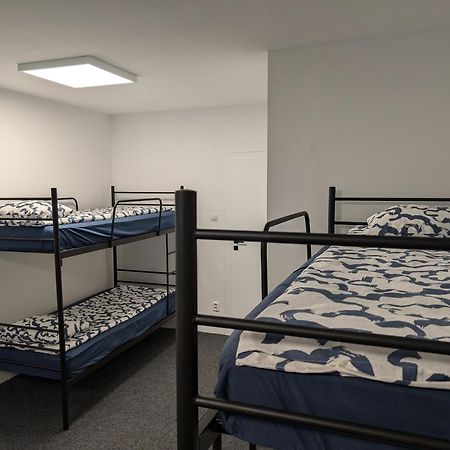 Hostel Baraczek Lotnisko Leszno Leszno  Zewnętrze zdjęcie